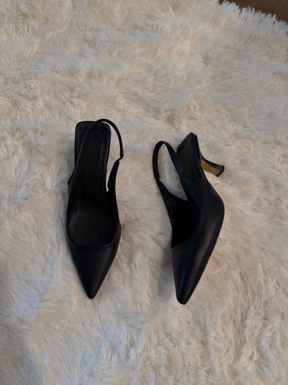 Black Pointed-Toe Slingback Kitten Heels - EU 35 (US 5) - Leather